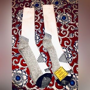 Dickies 2 pair white socks